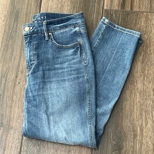 WHBM Slim High Rise Straight Cropped Jeans SZ 4